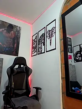 MIKE_KILIANjs 在線直播表演