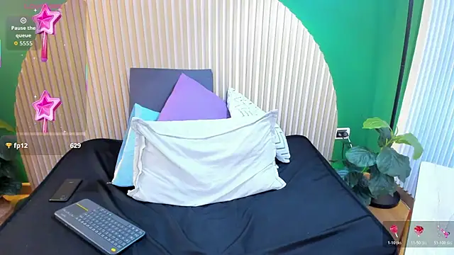 Alicecoule_: онлайн-секс-чат