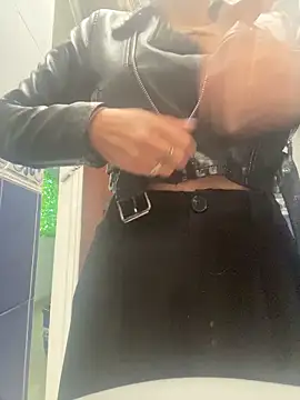 alicev_kitty Show in webcam