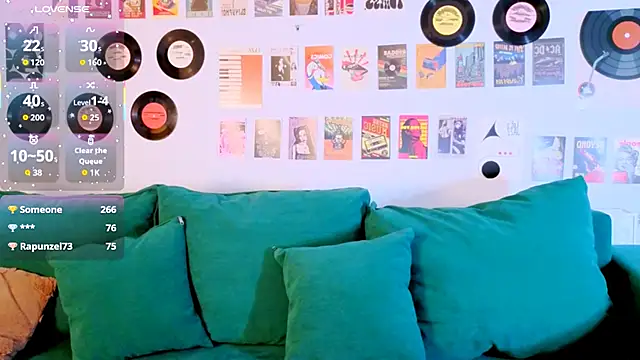 Maya_Rogerss élő XXX-chatje