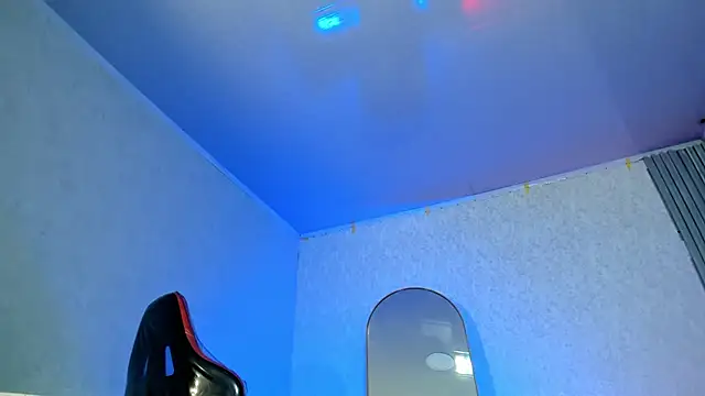 Pokazy przed kamerką – for_itan