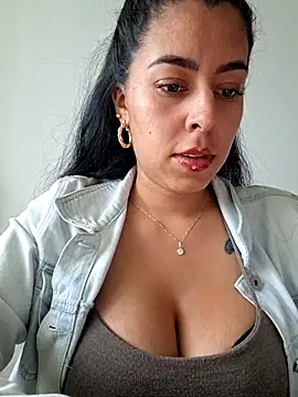 Sembang XXX Secara Langsung Luianna