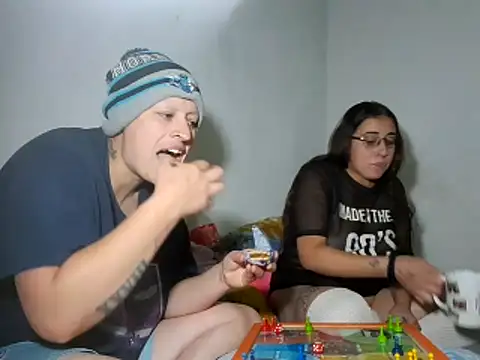 XXX chat uživo modela twodoo