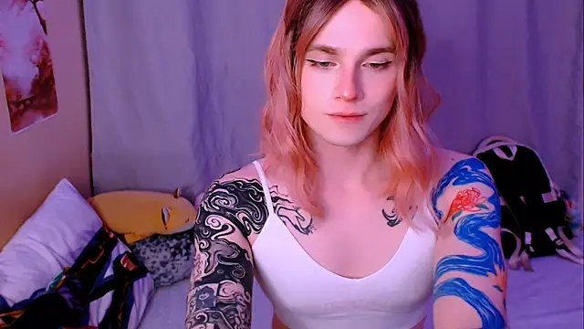 Show modela Alice_Hells na web-kameri