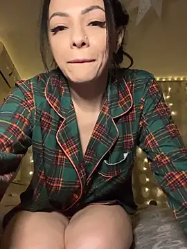 XXX chat uživo modela Layana_Ro