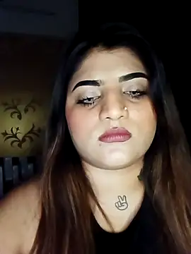 Chat +18 de Sanaya_Gil ao vivo