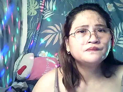 Amazing_Angel22 élő XXX-chatje