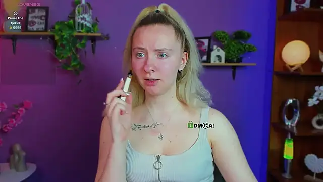 mila_glow1n Live XXX chat