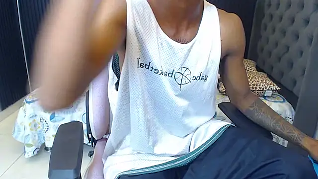 ManSant: вебкам-шоу