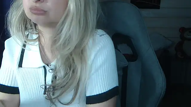 Chat +18 de RubiLakros ao vivo