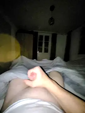 geilerschwanz556r7: διαδικτυακό σόου στην κάμερα