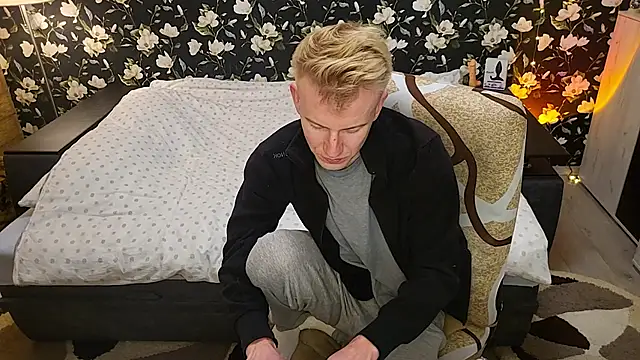 Chat +18 de Vuitton ao vivo