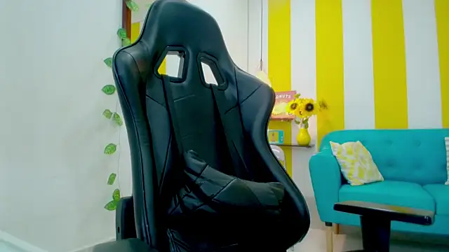 _alina_9 élő XXX-chatje