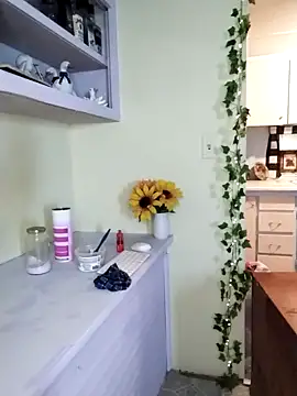 Purple2StayThnxx webkamerás műsora