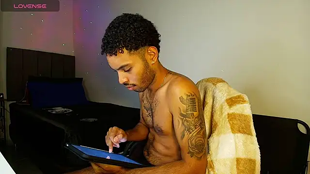 colinbrown's Live XXX Chat