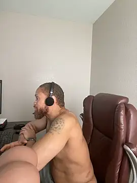 Fathero1time: онлайн-секс-чат