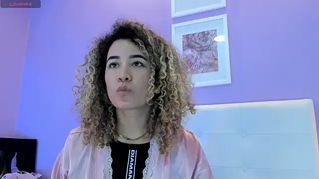 Charlotte11-11 Chat XXX in diretta