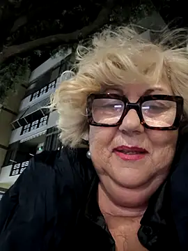 Merilulla webkamerás műsora