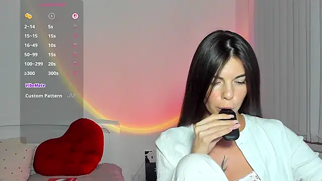 Andrea_Blossom: απευθείας συνομιλία ΧΧΧ