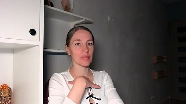 Javelinka 现场XXX聊天