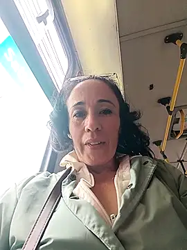 Coeur_de_luxure Show in webcam