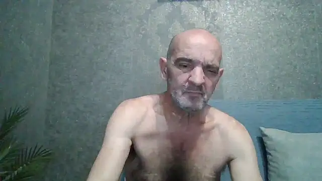 Show modela skorpibg65 na web-kameri