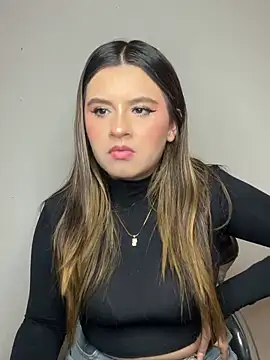 SaraBraun_ live XXX chat