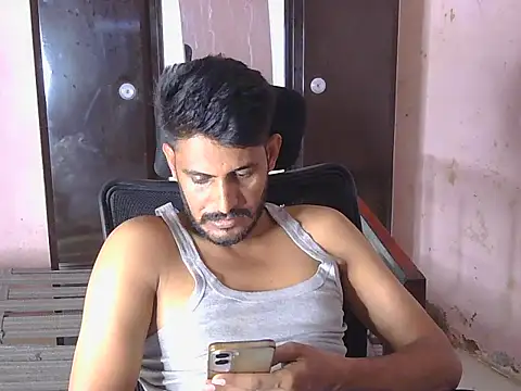 XXX chat uživo modela HotXKrish