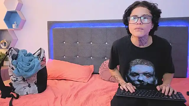 Chat +18 de Ale_cuzz ao vivo