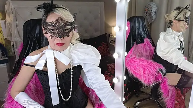 RoxalanaStar – Live XXX-chat