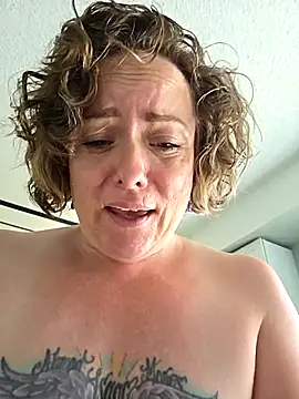 julimonroe's Webcam Show