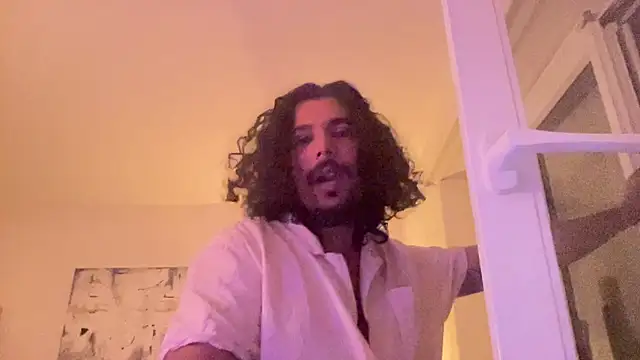 daddyvibes Chat XXX in diretta