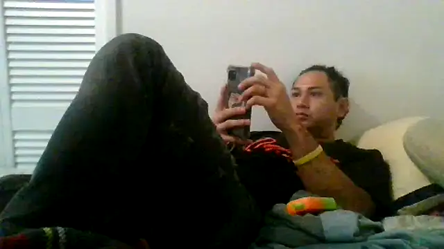 XjjripppX: διαδικτυακό σόου στην κάμερα