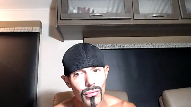 Онлайн чат XXX ThickD2C