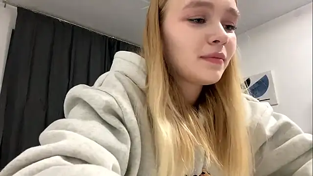 Leifuture's Live XXX Chat