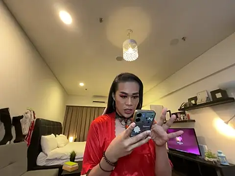 LadyAshley_Domina28 Show in webcam