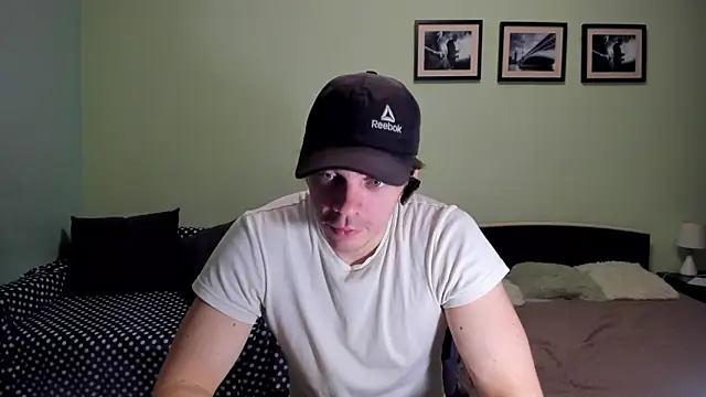 AlansonofDaddy Adlı Modelin Canlı XXX Sohbeti