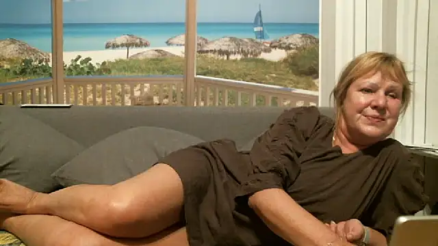 Nikole111's Webcam Show