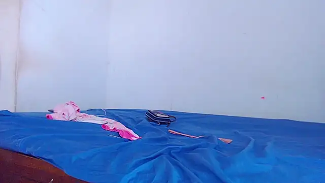 blondebitchlitle live XXX chat