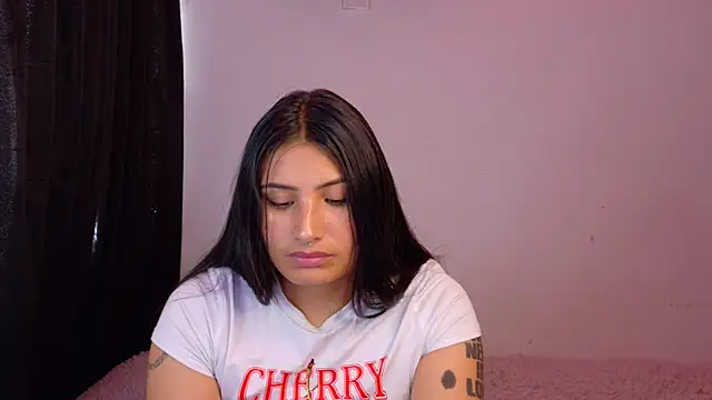 Linda_andrew: απευθείας συνομιλία ΧΧΧ