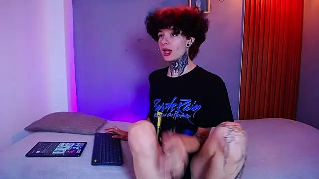 Chat +18 de JuneBlake_ ao vivo