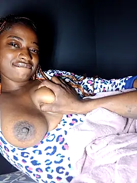 SexypuppyXX webkamerás műsora