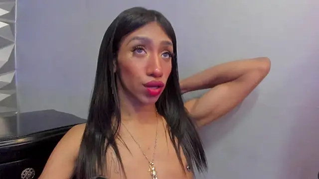 Cleo-Escobar 即時 XXX 聊天