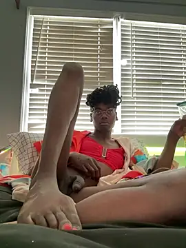 barracksbunny Show in webcam