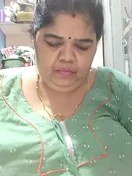 دردشة tamilthanushri الجنسية المباشرة