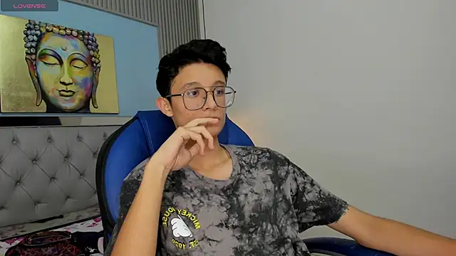 SantiagoRusso18 Adlı Modelin Web Kamerası Şovu