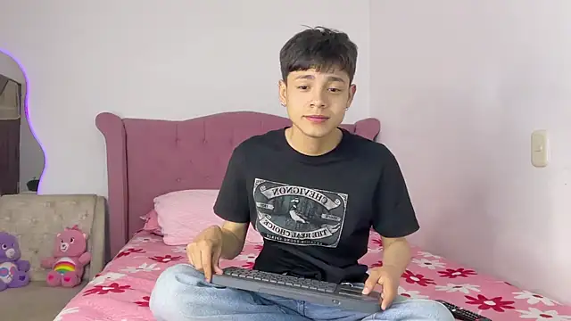 Andy_Belier23 webkamerás műsora