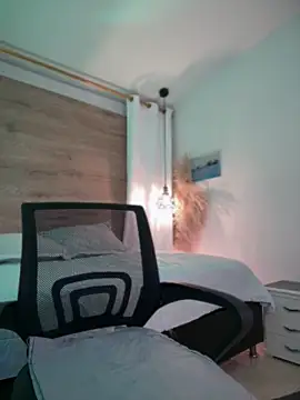 halaaa_1のライブXXXチャット