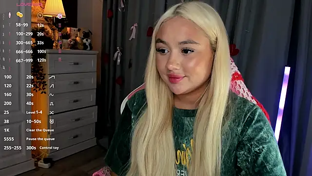 Živý XXX chat _Loneve__