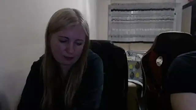 PeterAndJen: διαδικτυακό σόου στην κάμερα